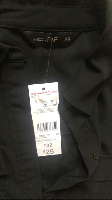 NOUĂ Rochie neagră F&F