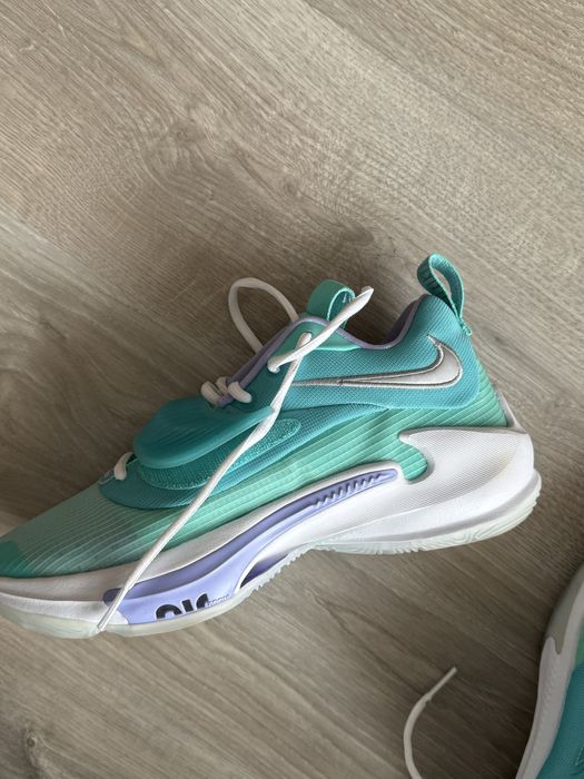 Женски маратонки найк