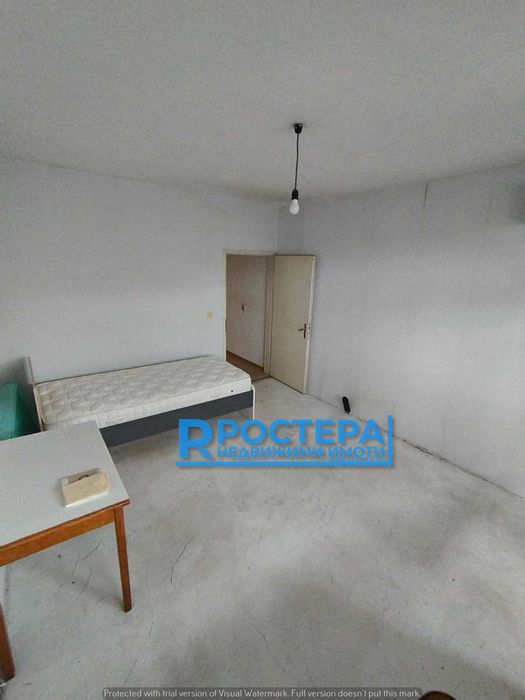 Продава се Двустаен апартамент в Търговище, Запад 3 - 75 кв.м за 871 €/кв.м - Снимка #9