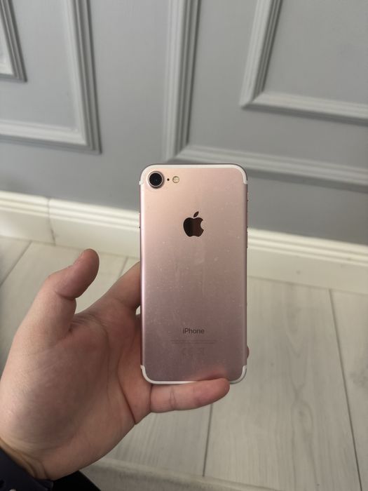 Продаю iphone 7 32gb