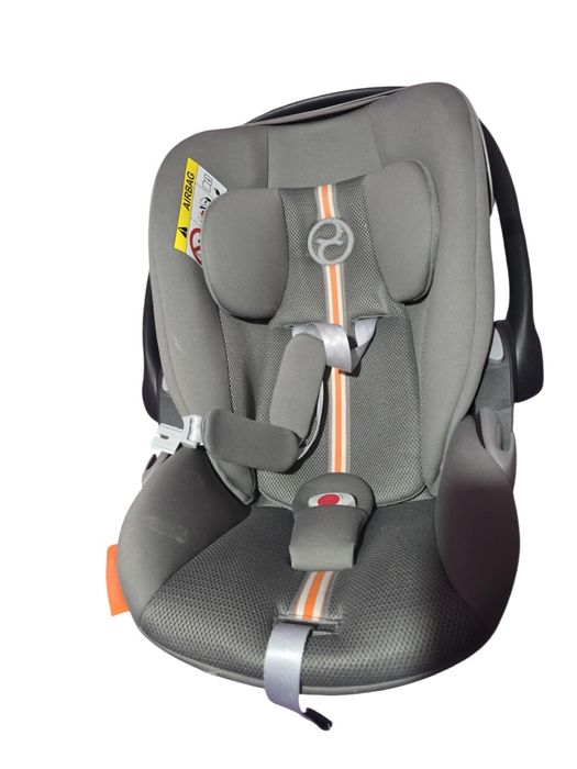 Cybex Cloud G i-Size.