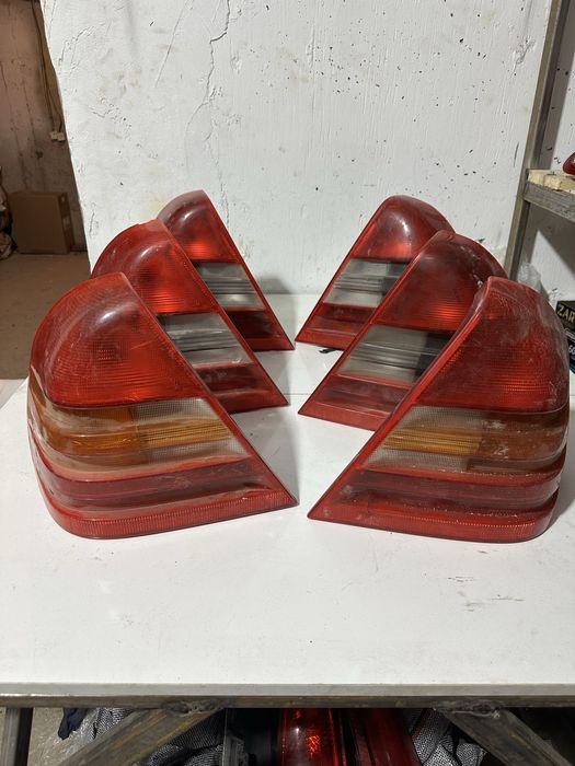 Задние фонари на Mercedes w202
