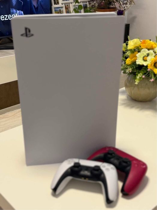 PS 5 consola noua !