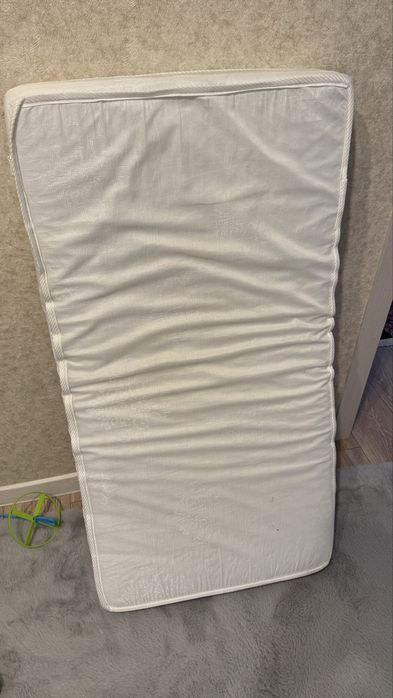 Детская кроватка с маятником б/у