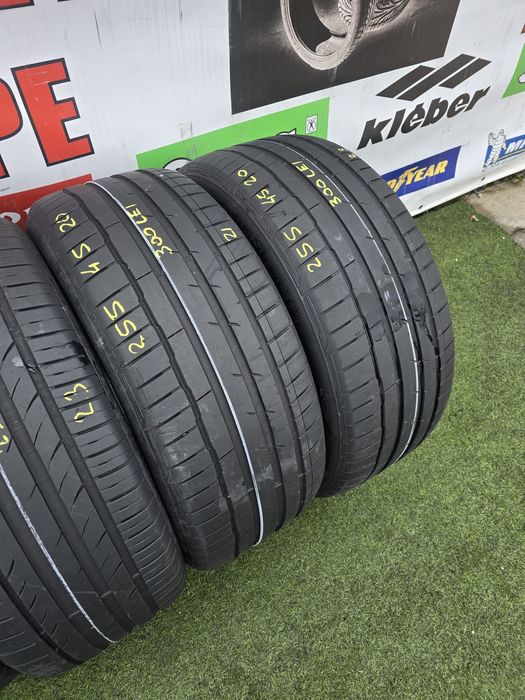 255.45.20 2x hankook 2x tomason