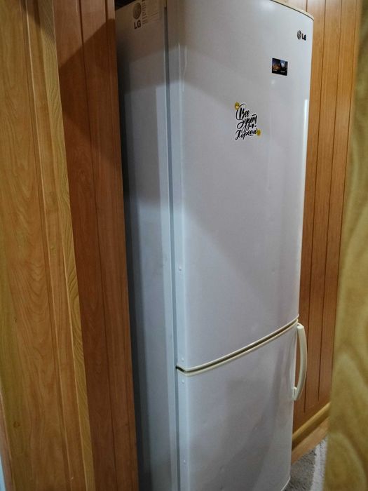 Холодильник фирмы LG