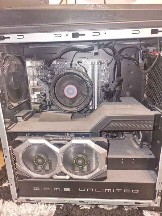 Calculator si monitor Gaming Msi