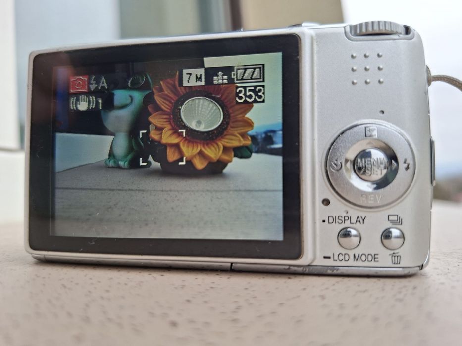 Aparat foto compact Panasonic lumix DMC FX 07