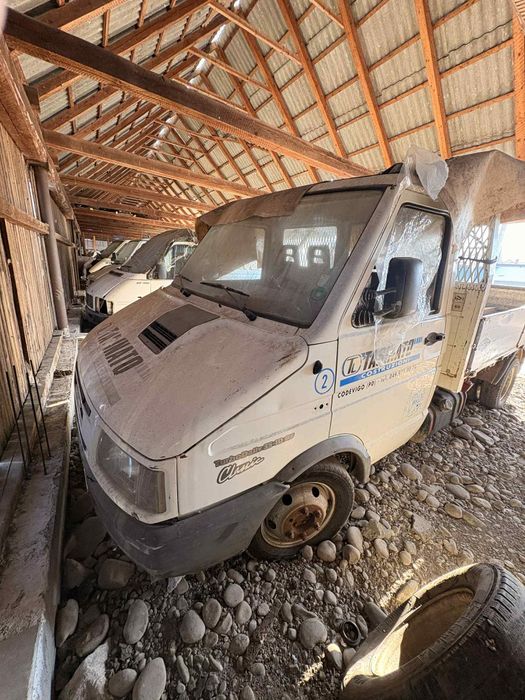Vând doua Iveco daily basculabile 35-10 turbo la pachet