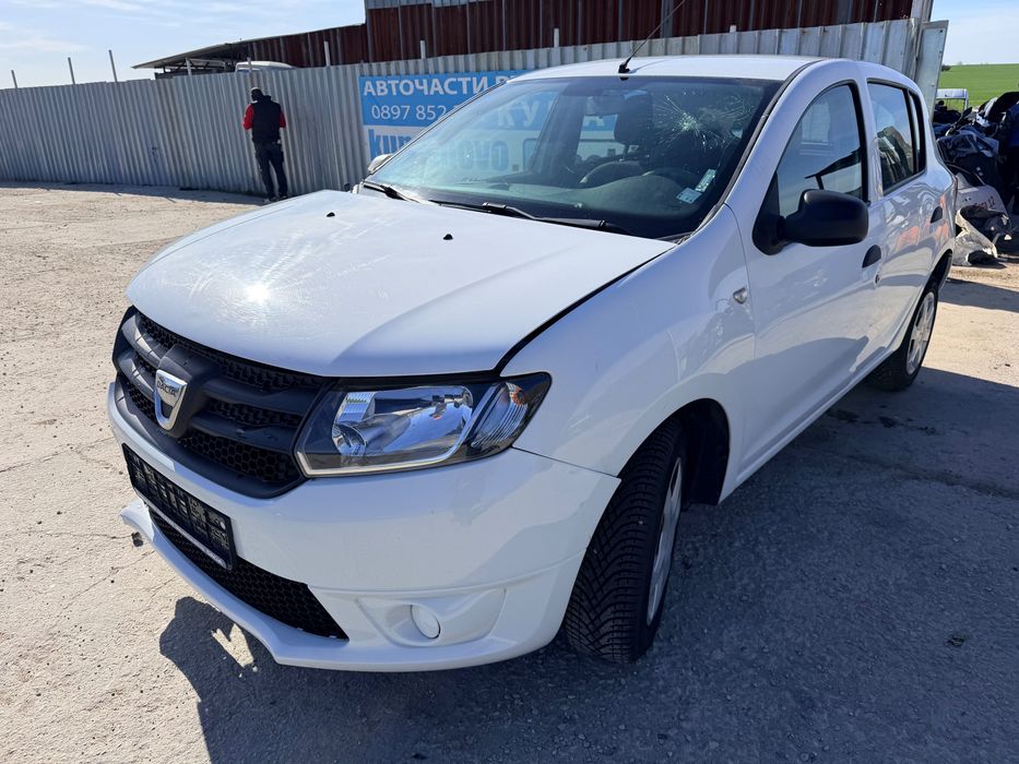 Dacia Sandero 2 1.2i двигател D4F732 5 ск кутия JH3360 73 кс 2017 152000 км Дачия Сандеро 1.2i engine D4F732 5 sp gearbox JH3360 73 hp 2018 г