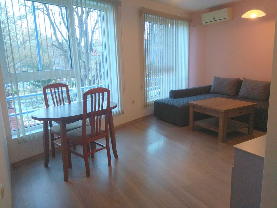 Дава се под наем Двустаен апартамент в Пловдив, Център - 55 кв.м за 433.5 € - Снимка #2