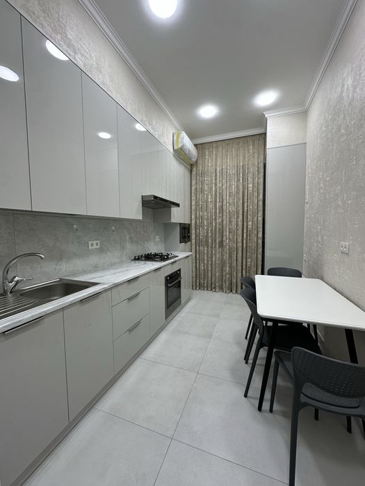 Сдается в аренду 3-х комнатная каартира в центре