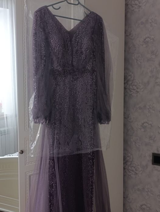 Женские  Платья.