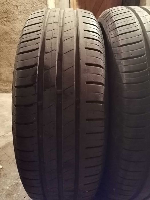 Продавам 2 броя летни гуми 195.65.15 на 1 сезон дот 2022 Hankook