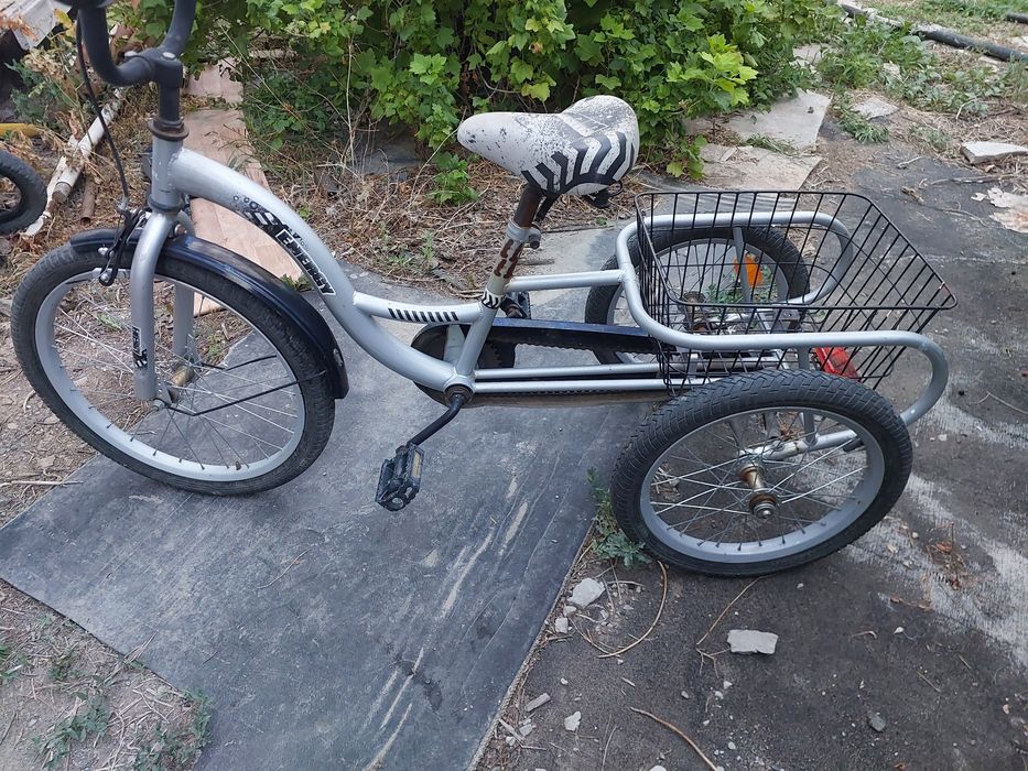 Велосипед  3 колесный