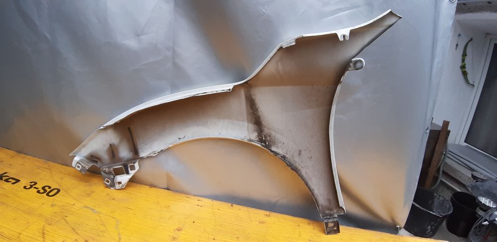 Преден десен калник хонда сивик Honda Civic