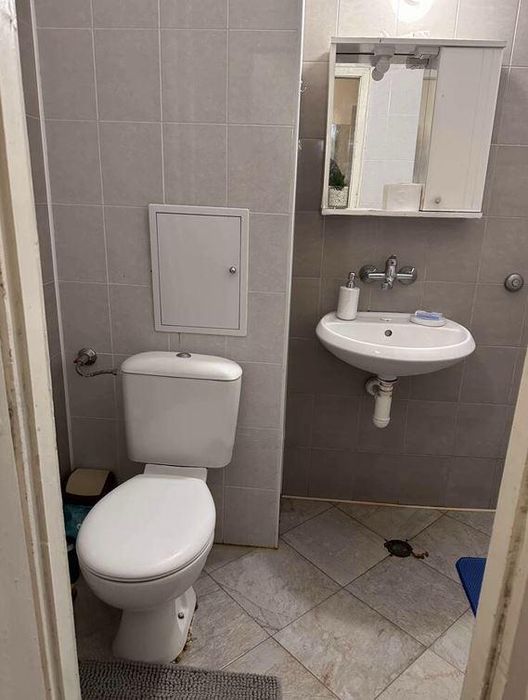 Дава се под наем Двустаен апартамент в Бургас, Славейков - 45 кв.м за 306 € - Снимка #5