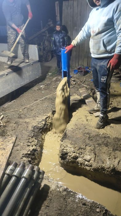 Foraje puțuri mecanizate Tezlui