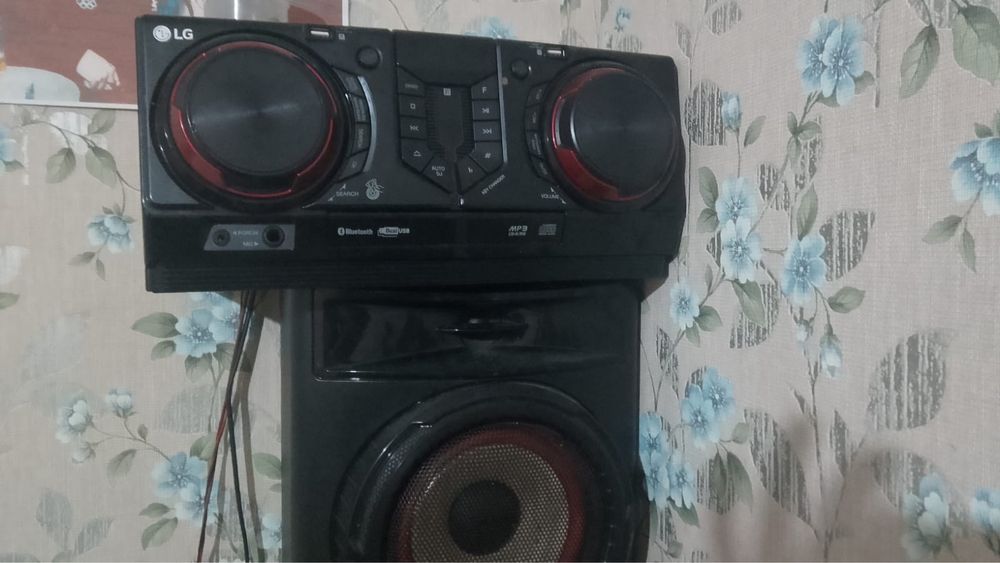 Продам музыкальный центр