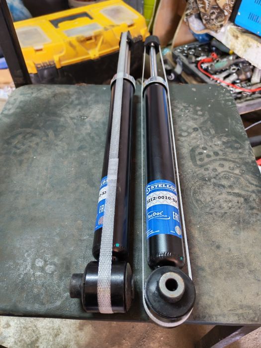 Стойки Амортизатора