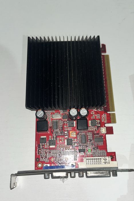 Плата ECS H55 + Pentium G6950 + Видеокарта GeForce 9500 GT (красная).