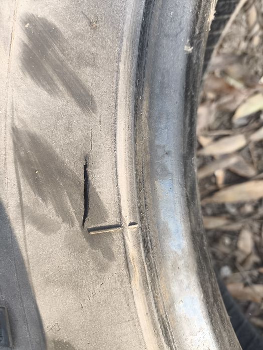 Продам шины 235/75/17.5