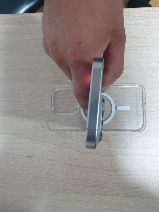 Iphone 15 pro 128 talik