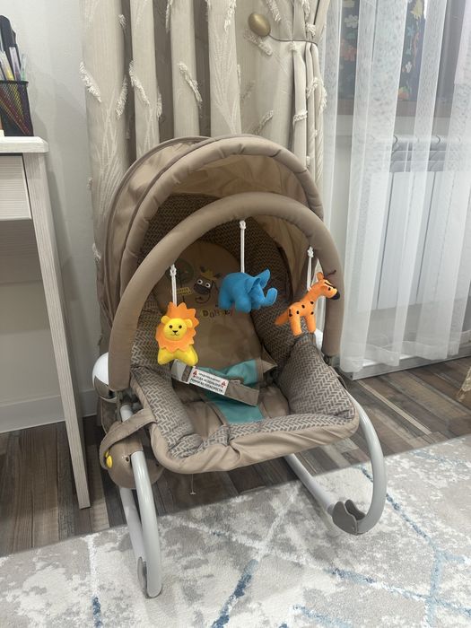 Шезлонг детский