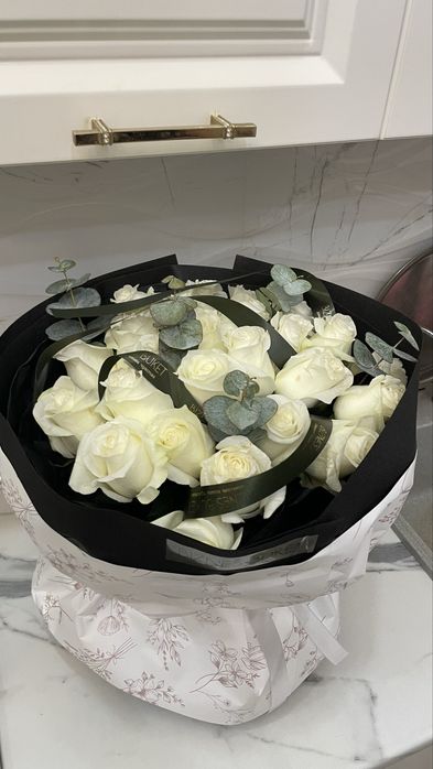 букет продается,красивые белые розы,свежие розы,бизнес букет,продается