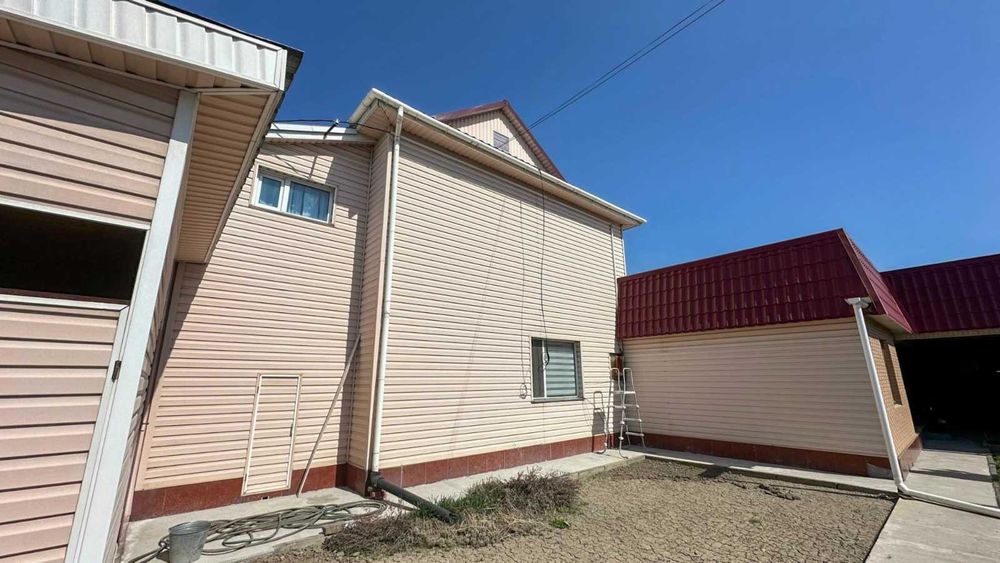 Отдельный дом  мкр Восточный