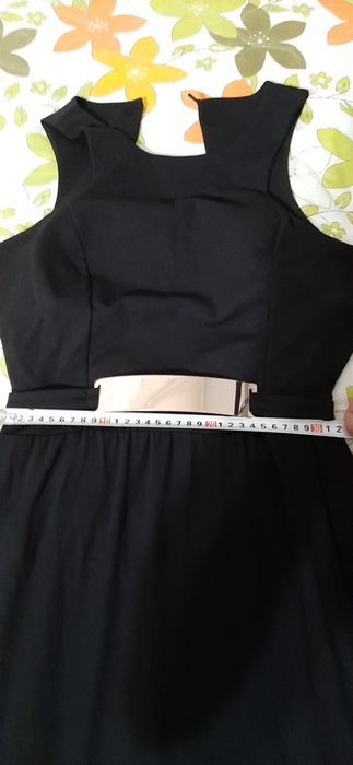 Официална рокля.