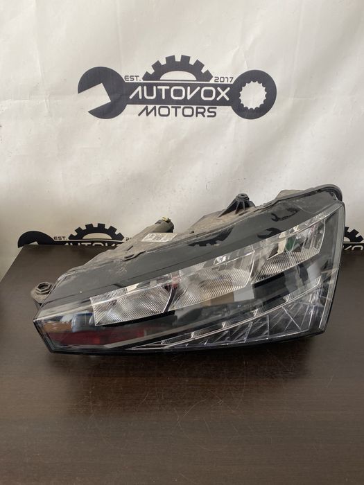 Far stanga halogen si led Skoda Scala