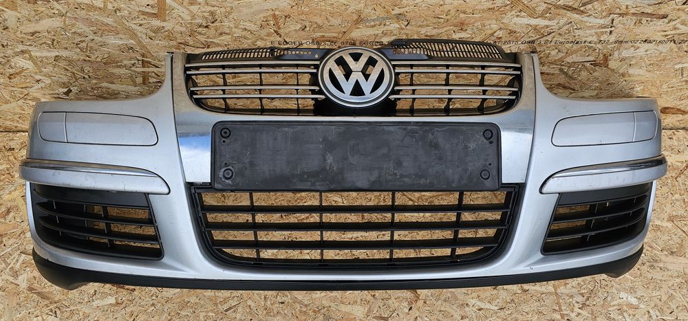 Bară față Volkswagen Jetta / Golf 5 Break Originală cu Spălător Faruri cod Culoare LA7W Poze reale prețul din Rm-Vâlcea Completă