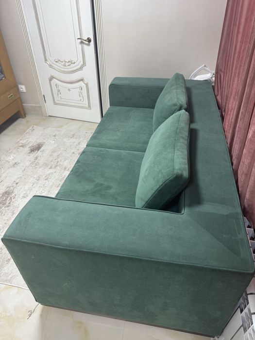 Дизайнерский диван от Mono (нераскладной)