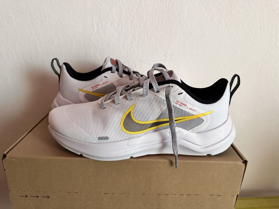 Маратонки nike