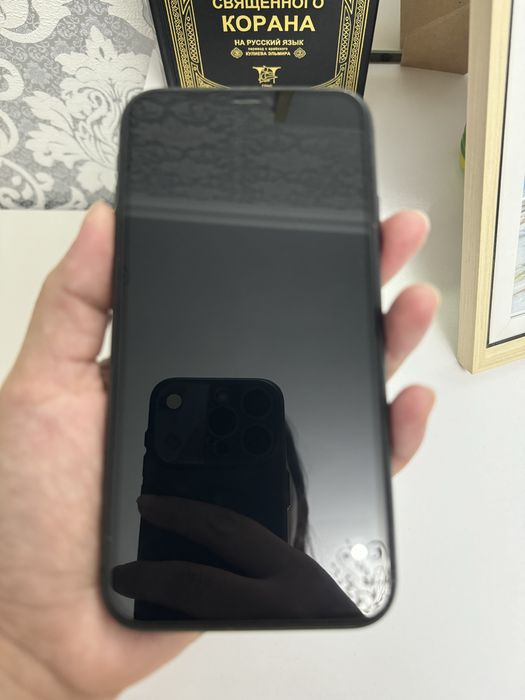 iPhone 11 64 гб продам