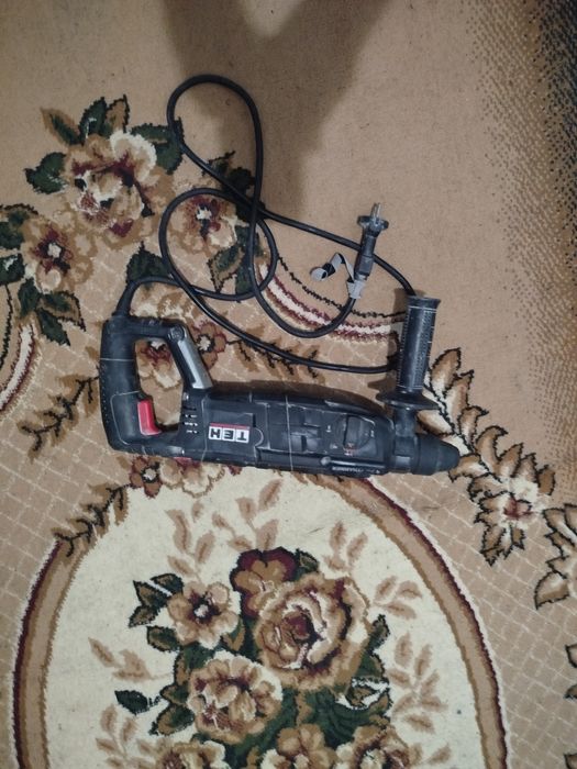 Продам перфоратор