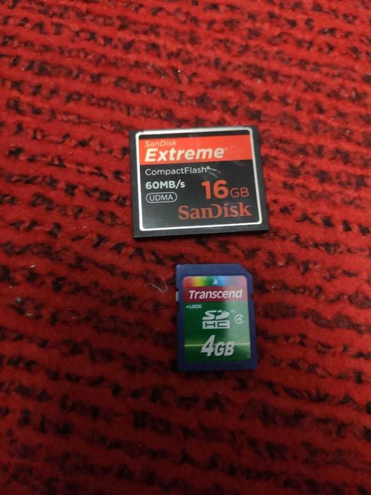 Canon 5D Mark III + 24-70 (2.8)