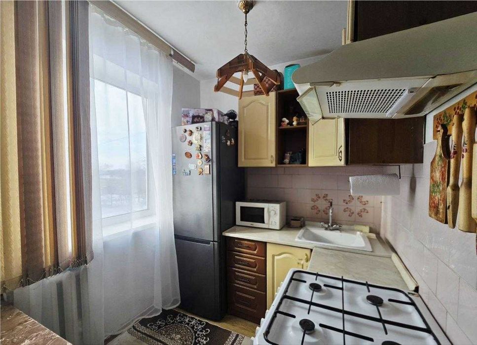Продам просторную трешку
