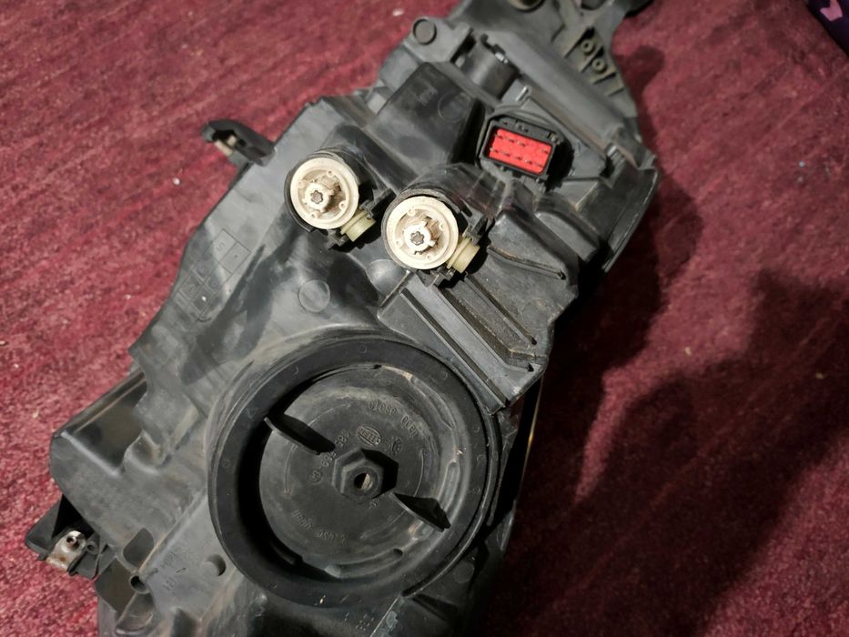 Far dreapta opel insignia