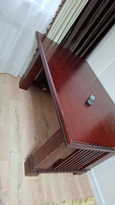 Продам стол антиквариат