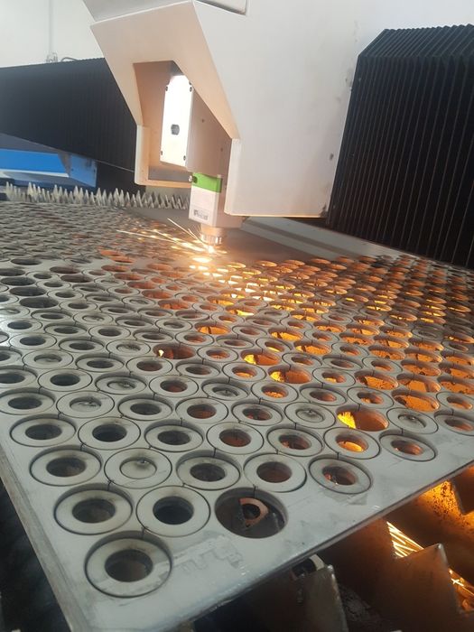 Услуга Лазерная Резка Метал, акрил и  Гравировка