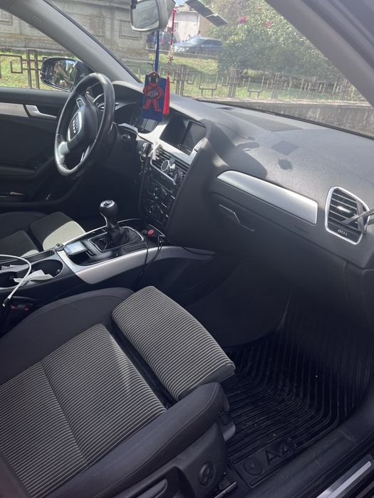 Vand Audi A4 b8.