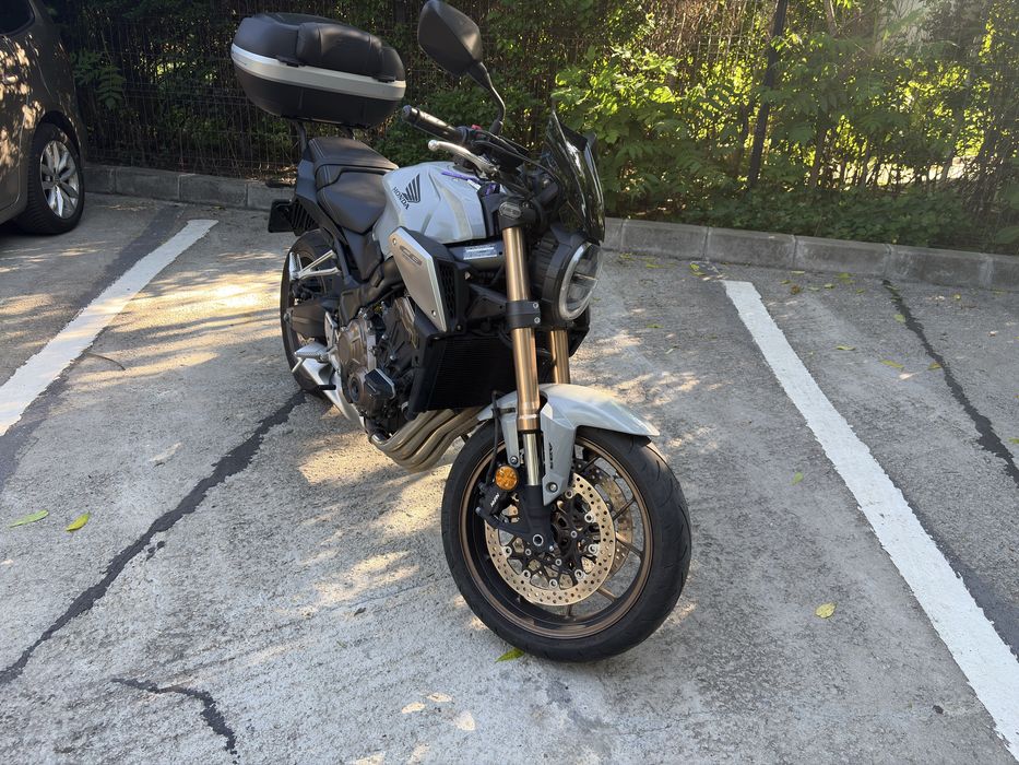 Honda CB650R 2021 ~4500km