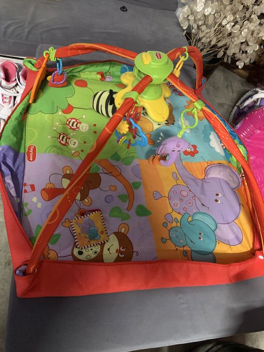 Centru de activitati pt bebeluși