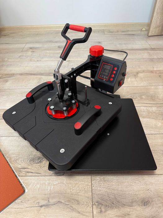 Чисто нова! Термотрансферна Преса от CNCTech с плоча 38х38см.