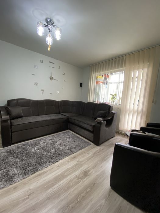 Vând Apartament cu 3 camere