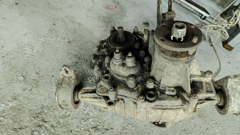 нива б/у запчасти