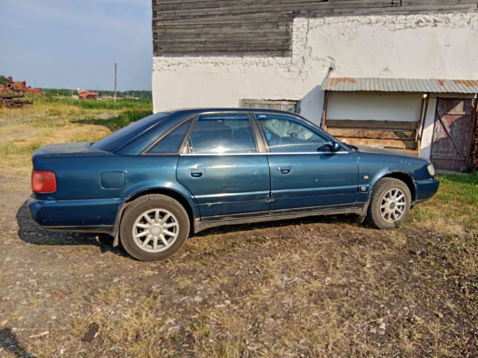 Продам Ауди А 6 объём 2 газ бензин