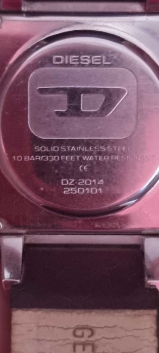 Красив ретро часовник Diesel за ценители